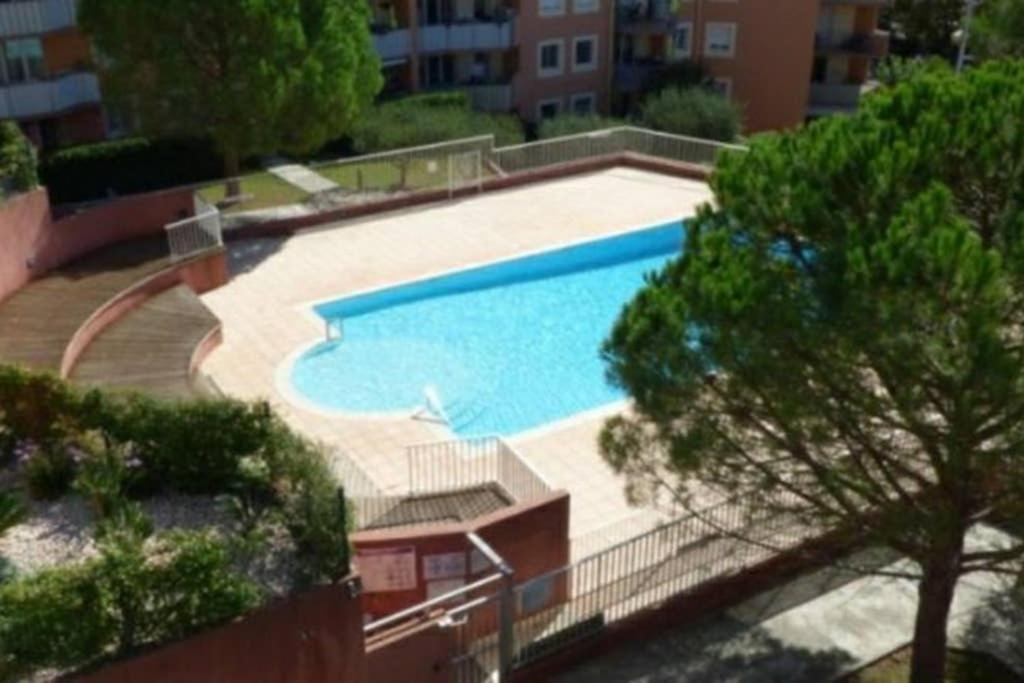 Appartement 4/6 Pers Fréjus Екстериор снимка